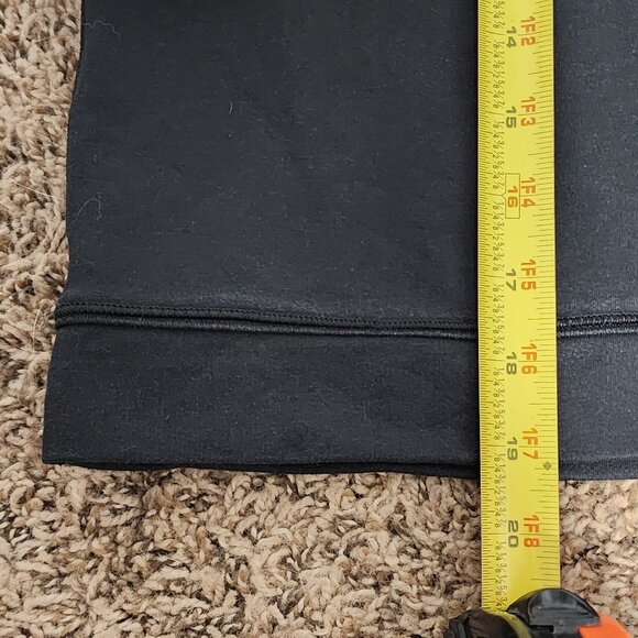 Lululemon Black Long Sleeve Space Eyelet Crew Neck Cropped Top Sweatshirt Size 6 - Picture 7 of 8